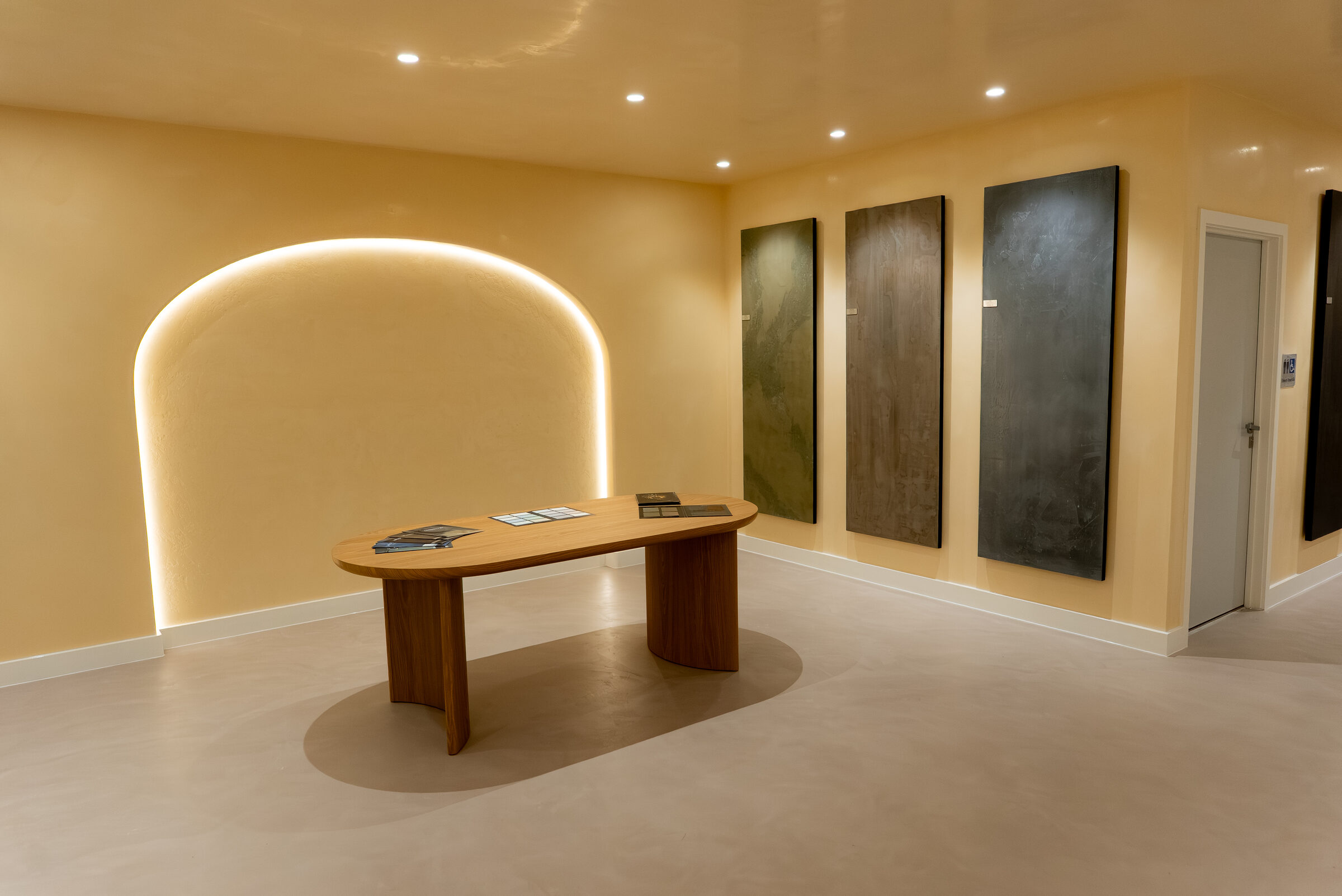Venetian plaster living room — completed Lux Cement project